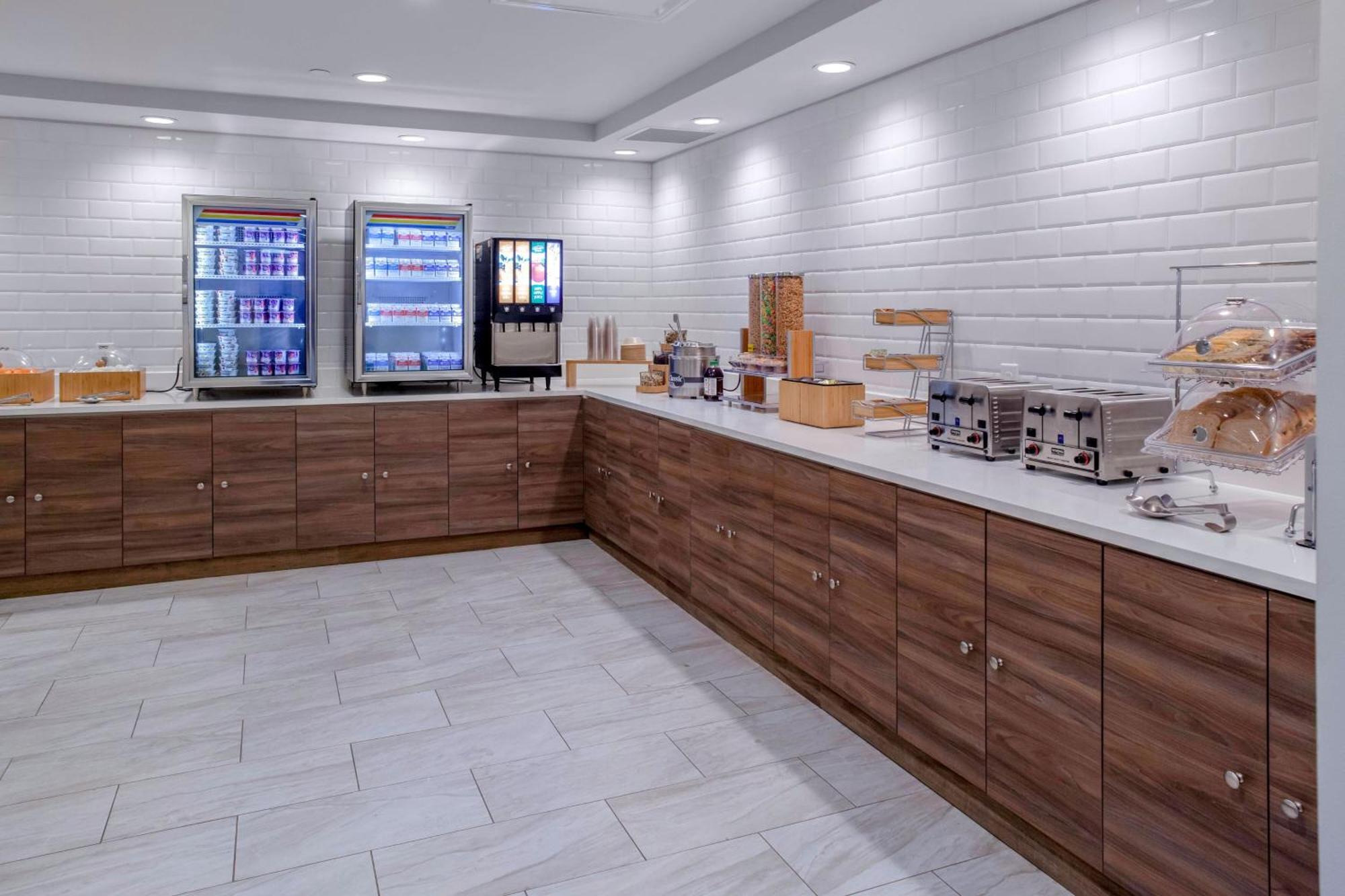 Towneplace Suites By Marriott Dallas Downtown Bagian luar foto