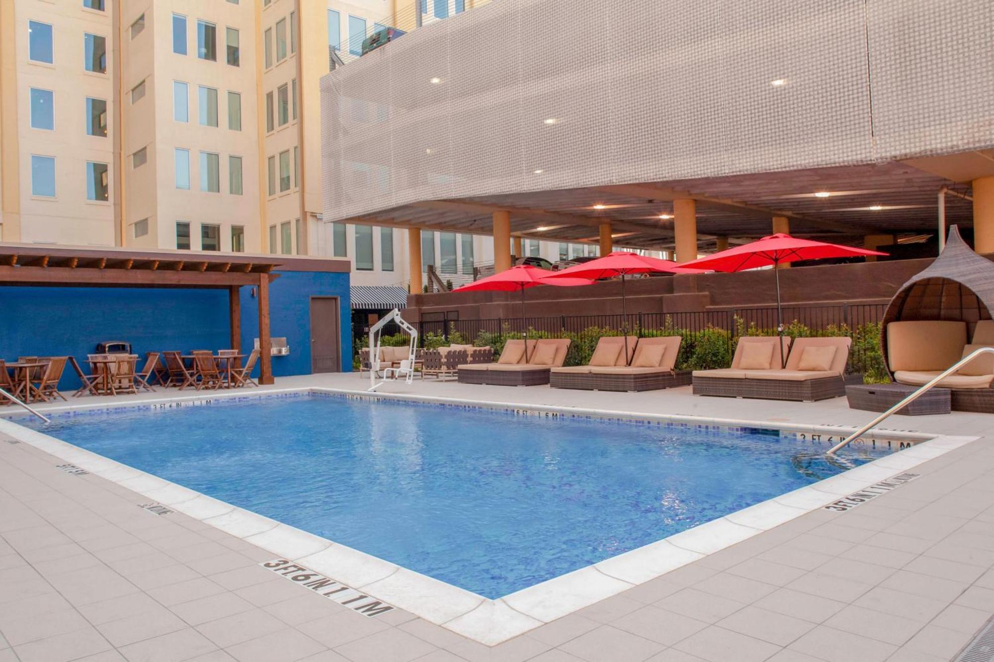 Towneplace Suites By Marriott Dallas Downtown Bagian luar foto