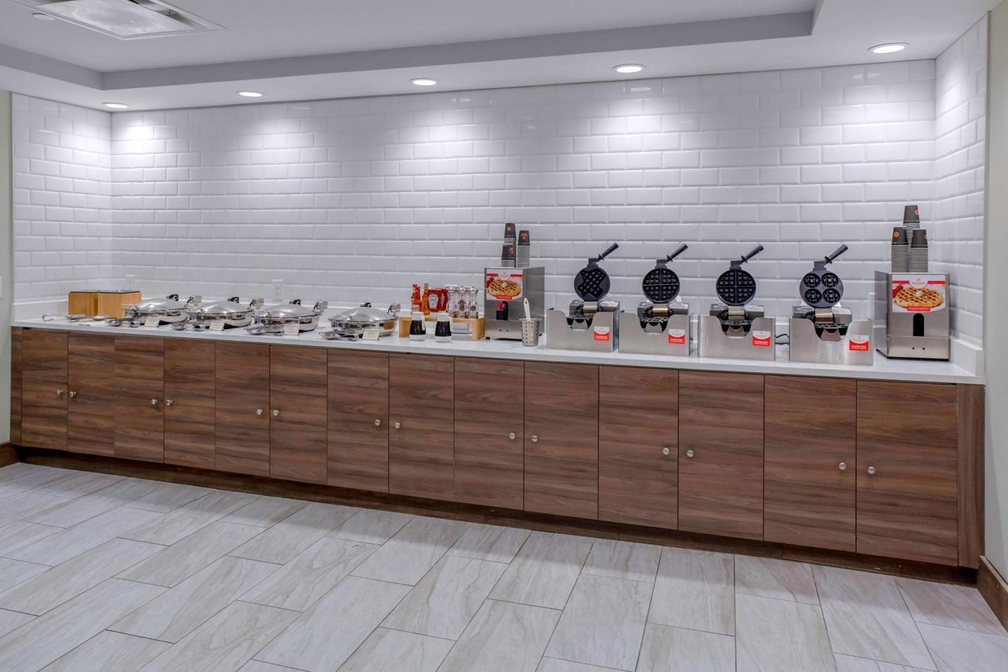 Towneplace Suites By Marriott Dallas Downtown Bagian luar foto